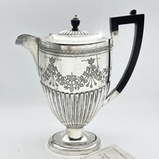 Antica caffettiera inglese in