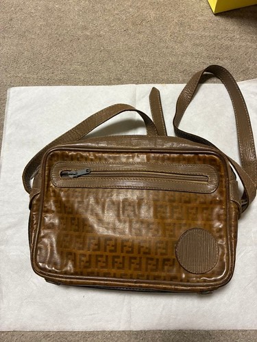 Borsa tracolla fendi modello - borsa,