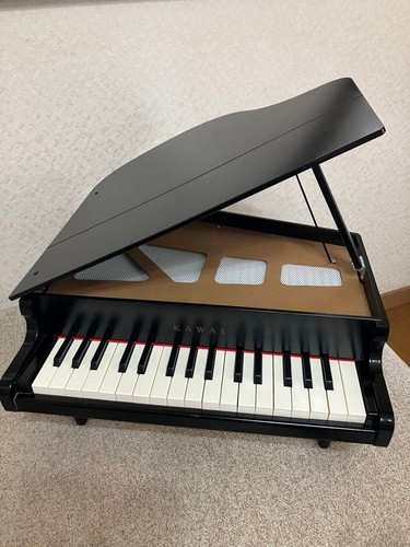 Kawai mini pianoforte coda - mini, a