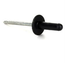 Rivetto paraurti posteriore