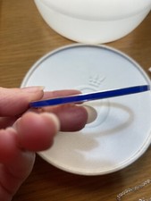 Pandora Bracciale rigido Cuori Radiosi Blu 590537EN82-2 17,5cm Radiant Hearts