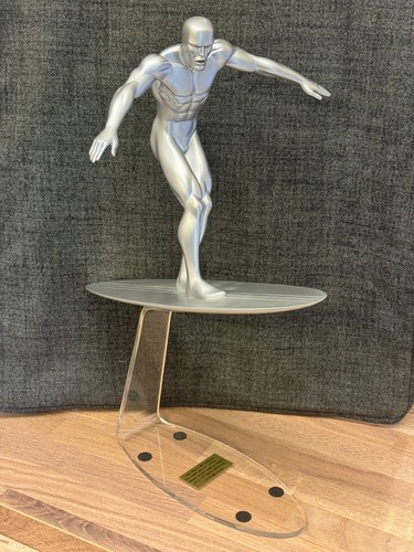 Attakus silver surfer statue - attakus,