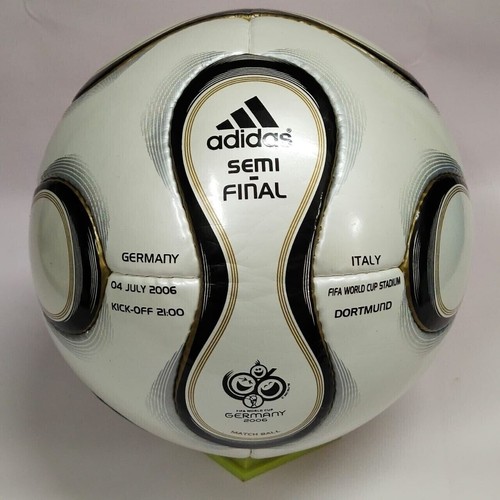 Adidas teamgeist semi - adidas, final