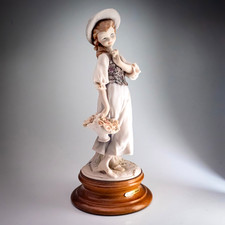 Giuseppe Armani Figurine Girl With Flowers Capodimonte Florence Italy 1982 28cm