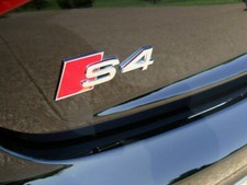 1 Logo Fregio Stemma Emblema Posteriore Per AUDI SLINE S LINE A4 RS4 RS S4