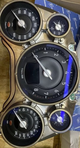 Odometer bugatti veyron - odometer,