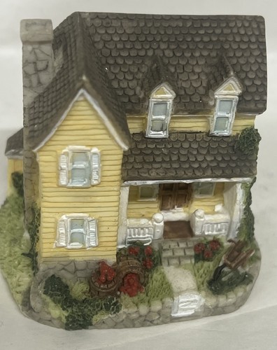 Liberty falls village - falls,