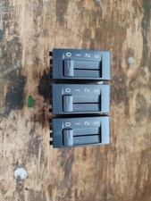 3 PZ VIMAR EIKON - COMMUTATORE A SLITTA 1P 6(2)A NERO