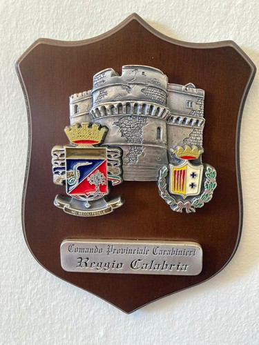Crest carabinieri comando - crest,