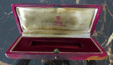 UNA SCATOLA BARA ROSA ROLEX