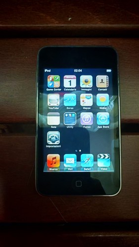 Apple ipod touch 8gb - ipod,