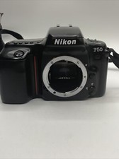 Nikon F 50 fotocamera reflex