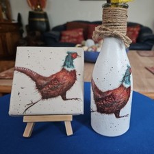 Bottiglia riciclata decoupata