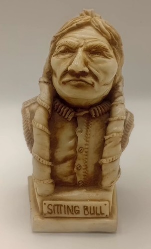 Vintage sculpture bust sitting - vintage,