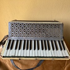 Antica Fisarmonica Paolo Soprani, anni '40/'50