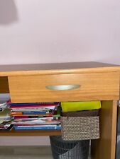 Scrivania in legno con cassetto laterale 