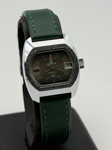 Berios watch vintage new - new, nos
