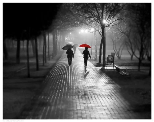 Ombrello anonimo passeggiata - ombrello,