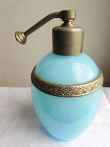 Ancien vaporisateur - vaporisateur, en