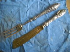 COPPIA ANTICHE POSATE PER FORMAGGIO CON  LAME IN OTTONE ANNI 20 PERIODO LIBERTY