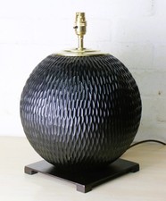 Lampada da tavolo una grande