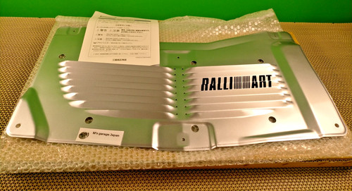 Pannello aletta cofano motore