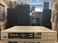 Onkyo T-4017 Integra Quartz