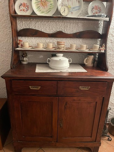 Credenza con piattaia - credenza,