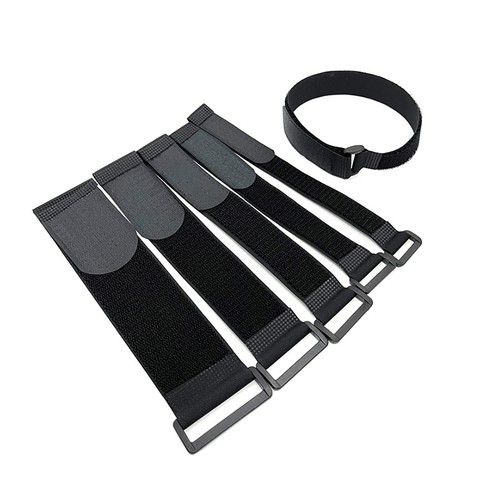 Cinghia nera con gancio - , e