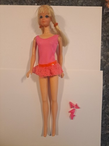 Barbie twist turn - turn, tnt