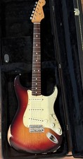 Stratocaster fender road - fender, worn