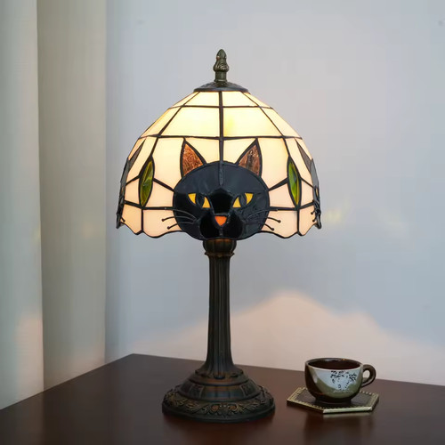 Elegante lampada tavolo - da,