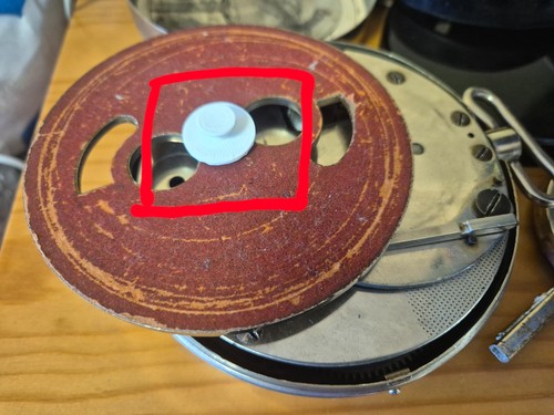 Disc holder part - to, gramofone