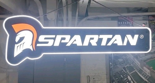 Insegna luminosa - , da