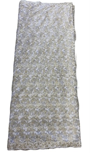 Tessuto ricamato pizzo