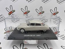 Die cast citroen ds - die,