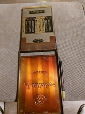 Vecchia Calcolatrice meccanica