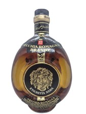 Vecchia Romagna etichetta nera