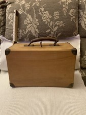 vintage bauletto valigetta legno con manico di cuoio con chiave
