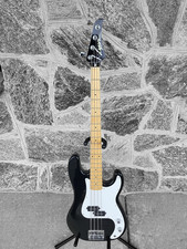 Washburn Lyon basso