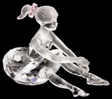 Statuina ballerina giovane