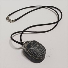 Collana scarabeo nero fatto a