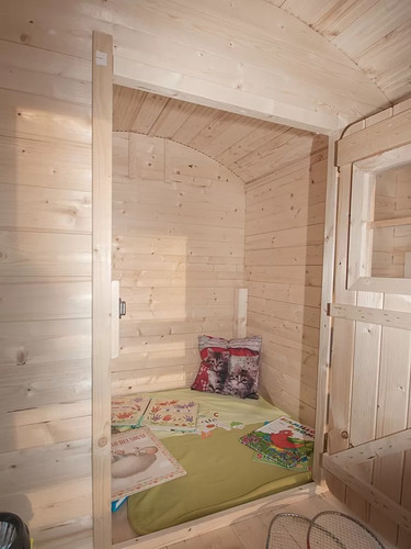 Casetta legno per bimbi joy - in,