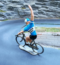 CYCLISTE Salza Bianchi Pirelli