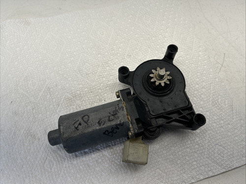 Oem front right window motor - front,