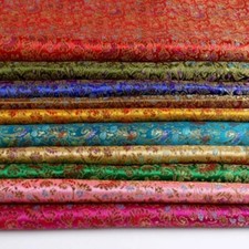 fantasia floreale in raso