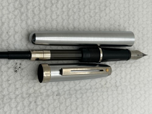 Sheaffer fountain pen - sheaffer, f