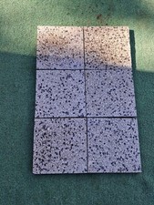 vecchie mattonelle in