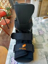 walker tutore ortopedico misura piede39-45 usato per 30 giorni