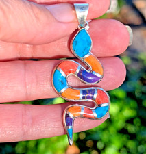 Ciondolo serpente intarsiato